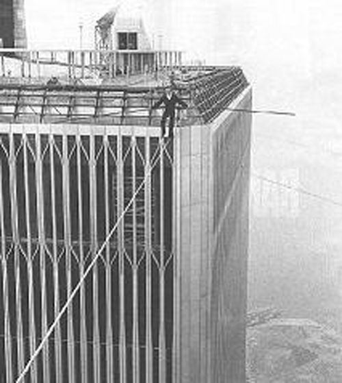 Philippe_Petit_500x559.gif